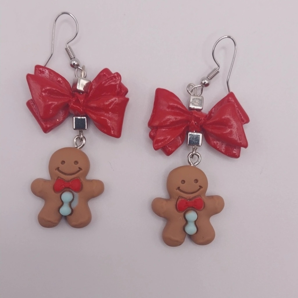 Gingerbread Man Earrings with Red Bows
